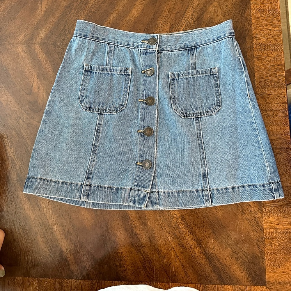 Forever 21 button up denim skirt